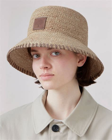 Beige raffia bucket hat 